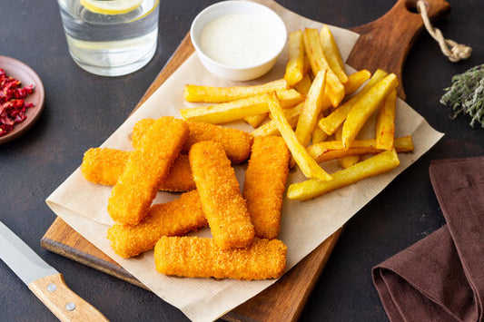 DEDOS DE PESCADO Y PAPAS FRITAS