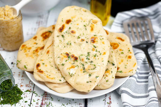 NAAN DE AJO